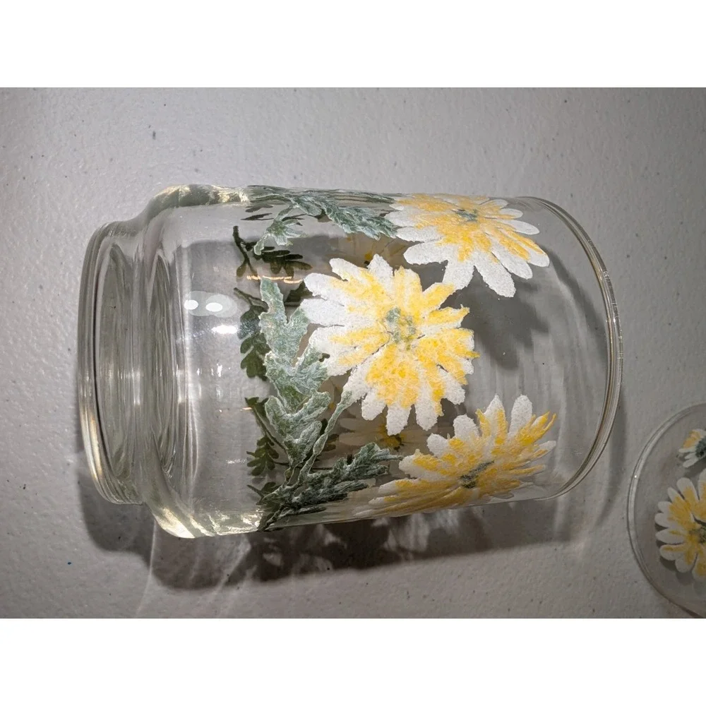 Vintage Libbey Daisy Floral 3 inch Mini Tumblers Set of 7 Flower Glasses